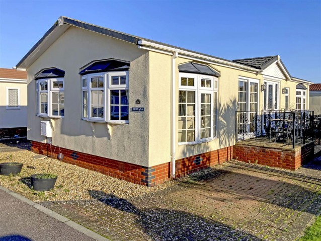 Thornlea Park, Wick, Littlehampton