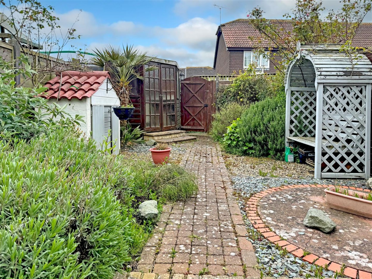 garden2.jpg