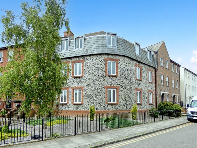 River Road, Littlehampton