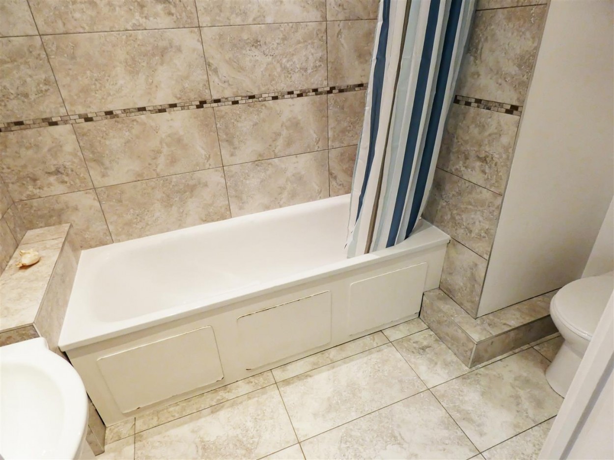 Bathroom / WC