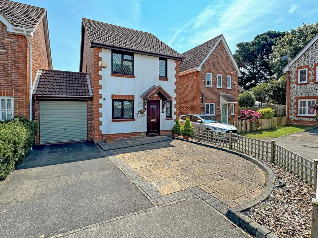 Lupin Close, Littlehampton