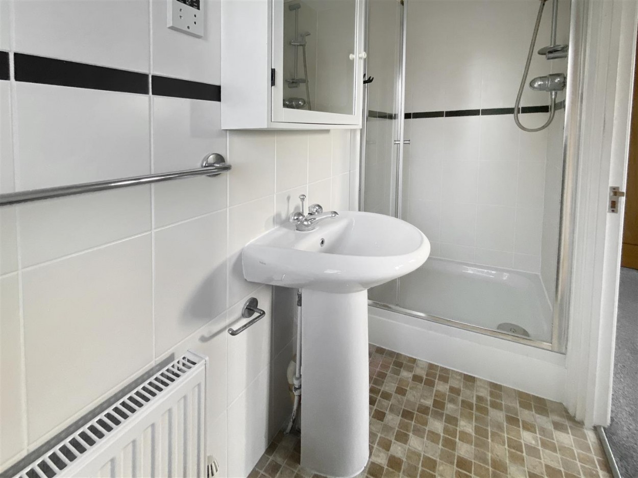 En Suite Shower Room
