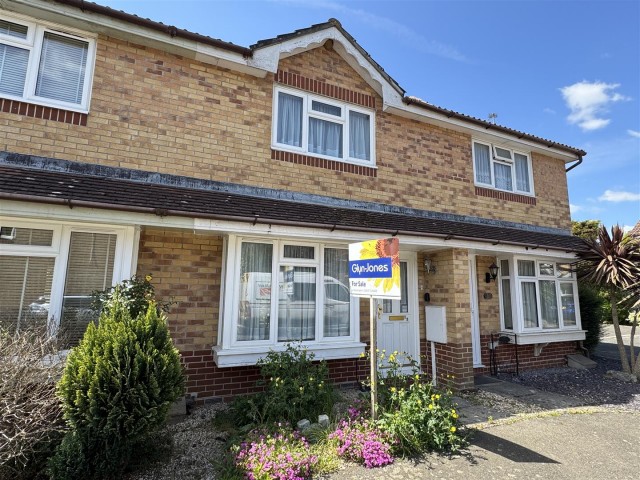 Finches Close, Littlehampton