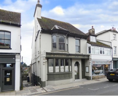Tarrant Street, Arundel