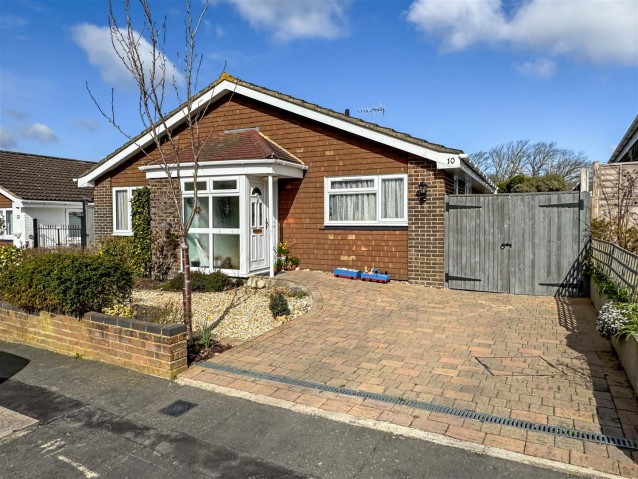 Thames Close, Littlehampton