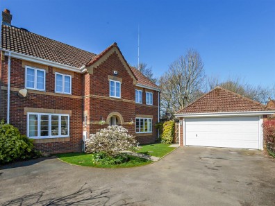 Toddington Park, Wick, Littlehampton
