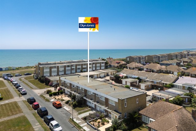 Dolphin Way, Rustington
