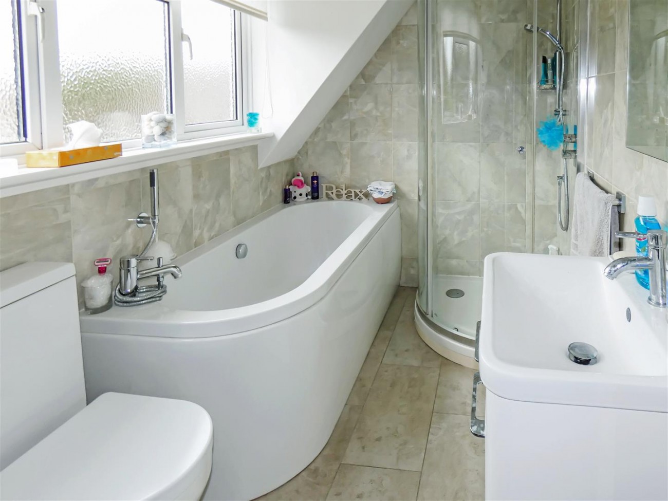 Bathroom (First-floor)