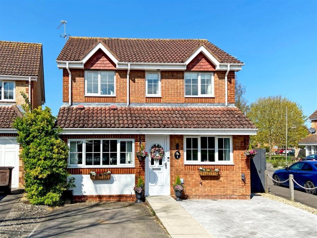 View Kingfisher Drive, Littlehampton