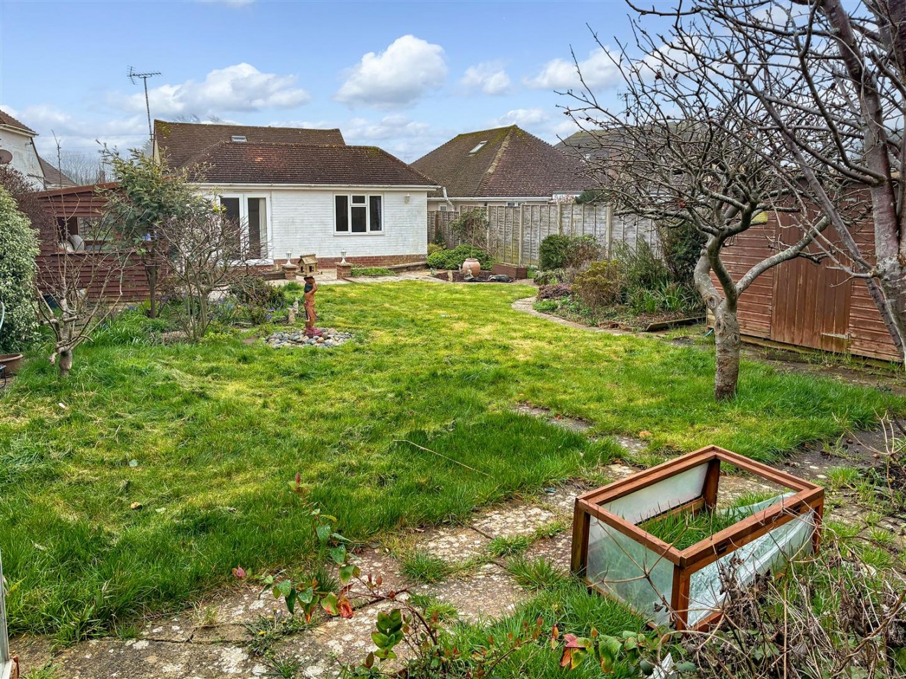 19 the crescent 2.jpg