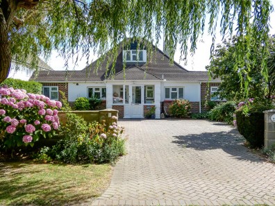 The Thatchway, Rustington
