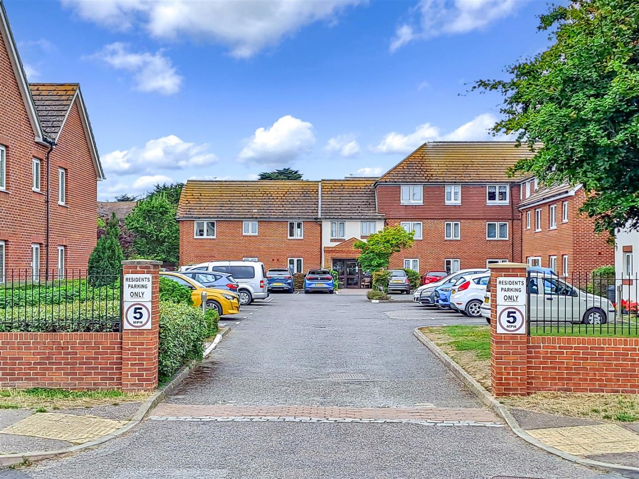 Entrance to Car Park from Shrubbs Drive