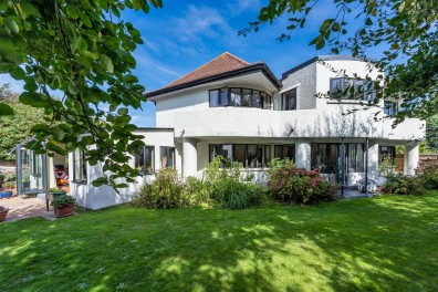 Sea Avenue, Rustington