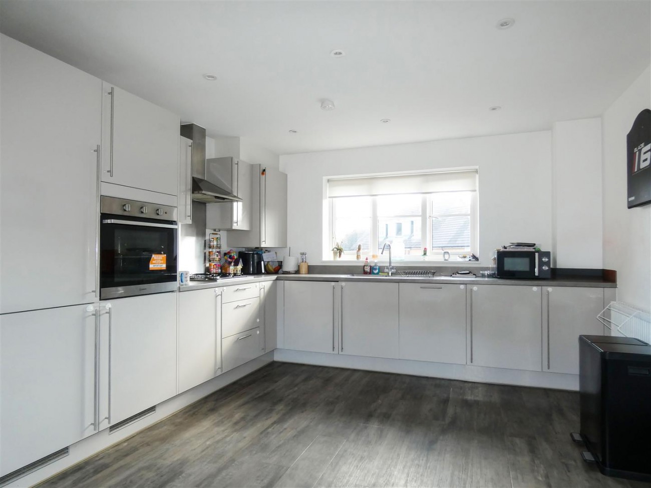 Living Room/Kitchen