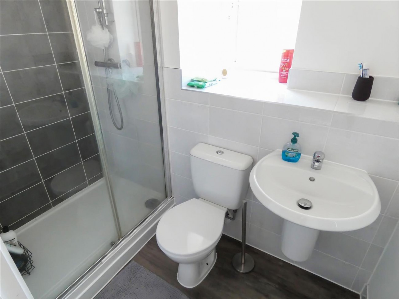 En Suite Shower Room