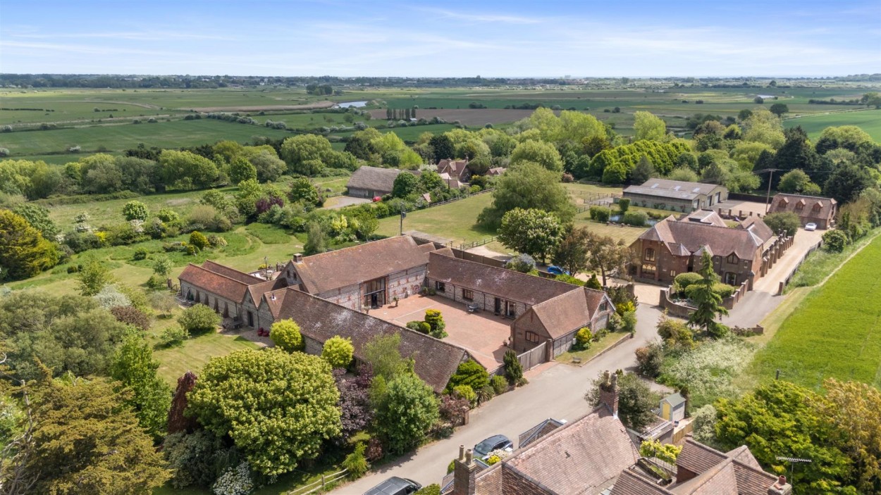 Tortington Lane, Brooklands Barn-057.jpg