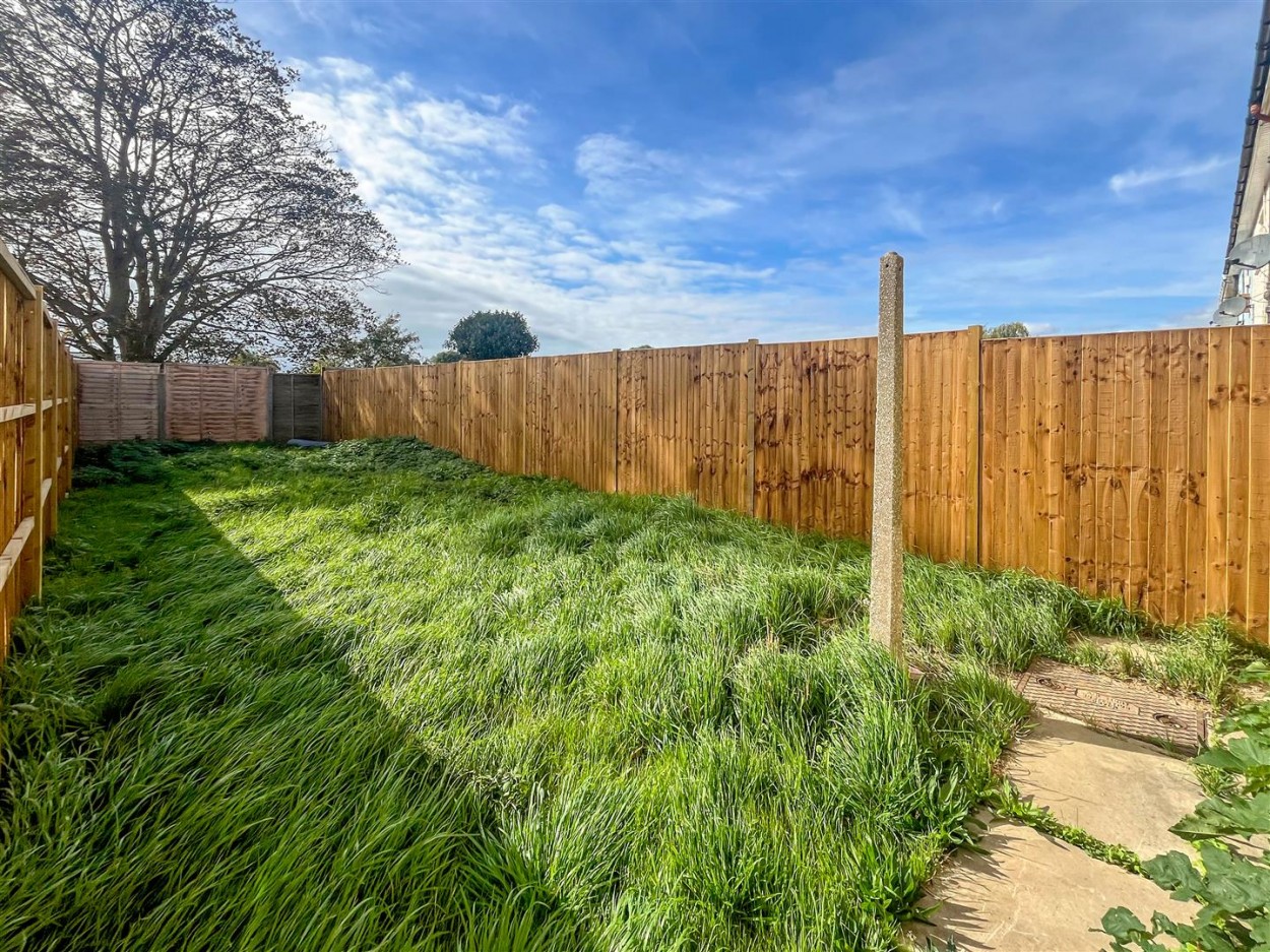 32a Gosden Road