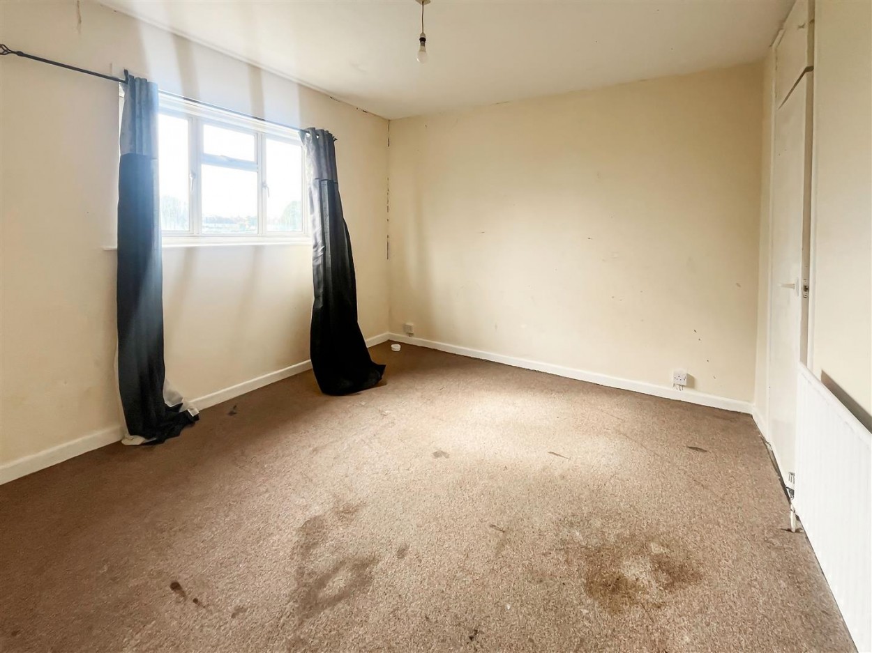 32 Gosden Road