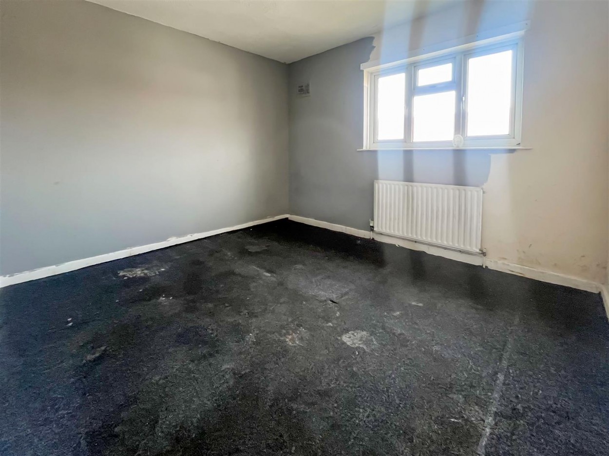 32 Gosden Road