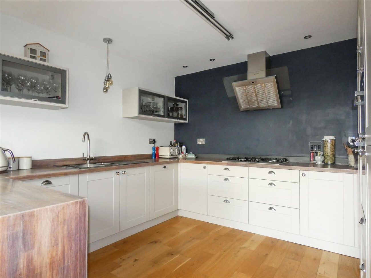 Open-plan Kitchen