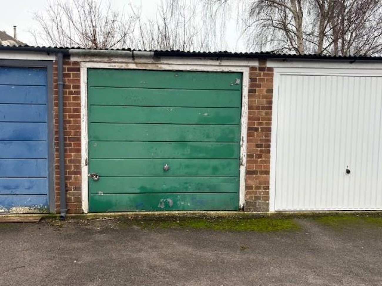 Garage 17 Brendon Way.jpg