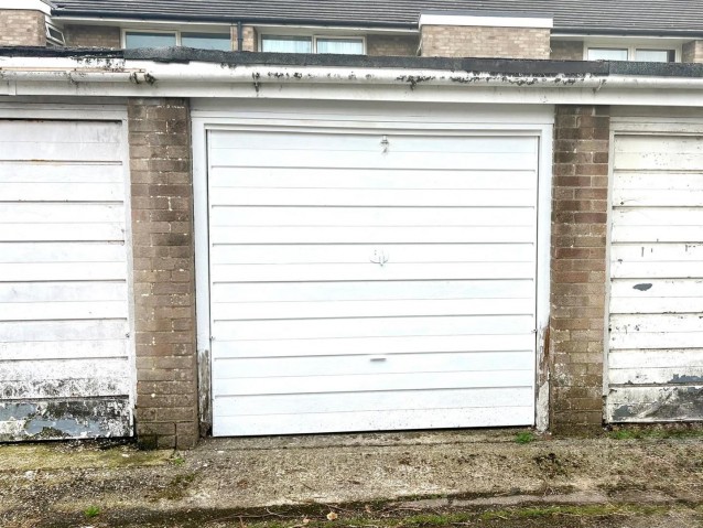 Garage 3, York Gardens