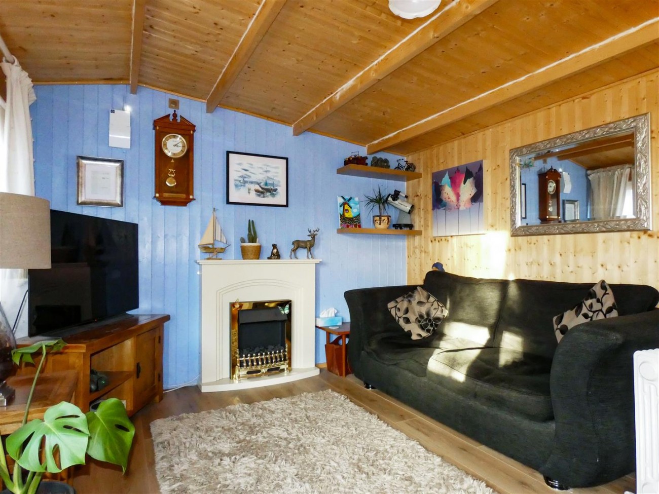 Cabin 1 (internal)