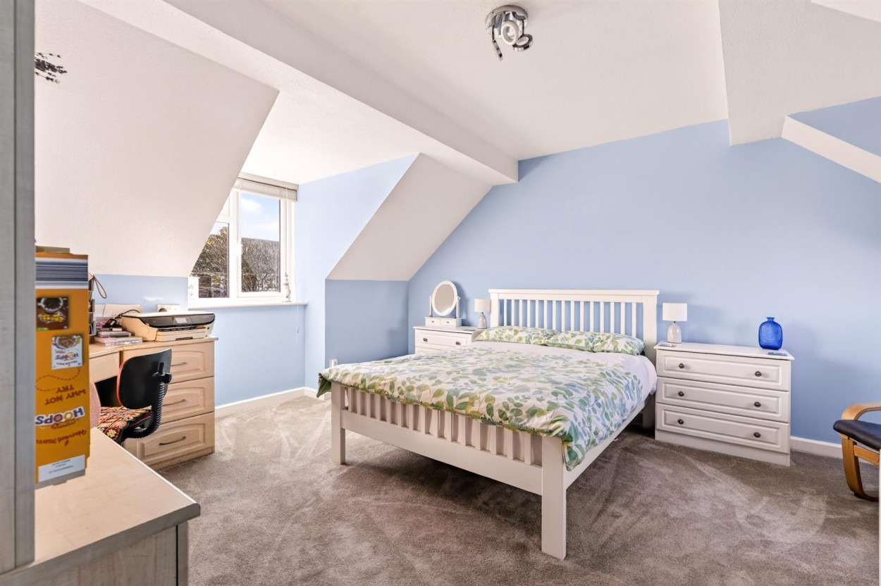 32 Harsfold Road Final-1.jpg