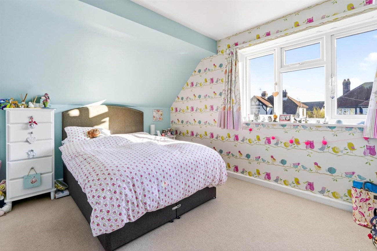 32 Harsfold Road Final-9.jpg