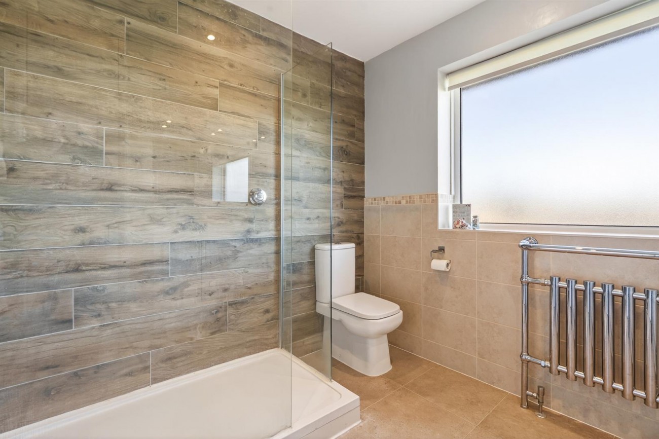 32 Harsfold Road Final-14.jpg