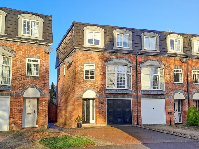 Hamilton Close, Parklands, Rustington