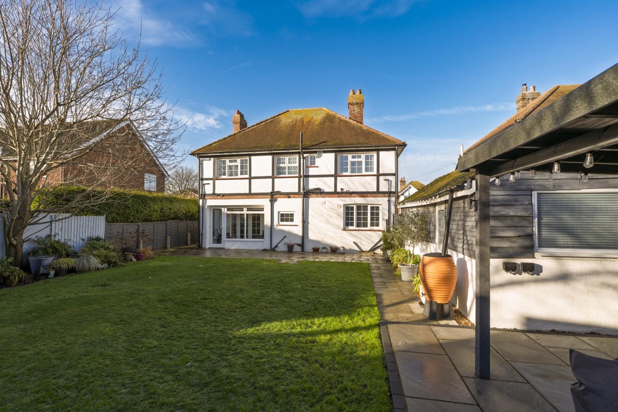 Rear Garden/Elevation