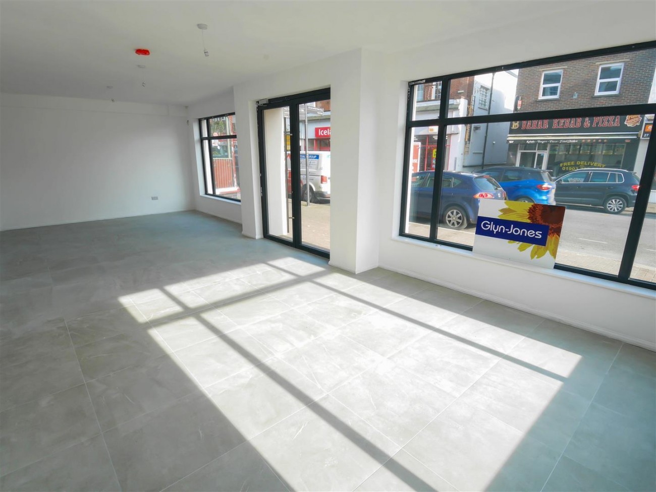 26-28 High Street - 1.jpg