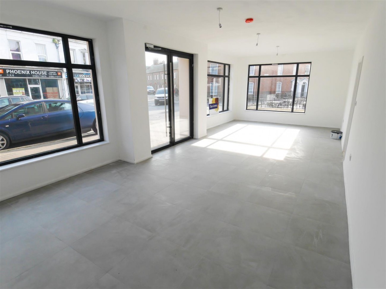 26-28 High Street - 2.jpg