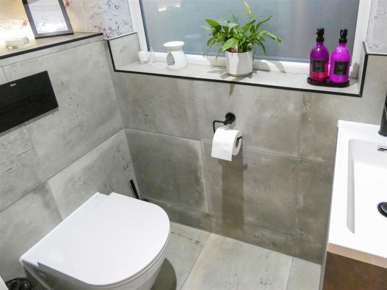 Ground Floor Cloakroom