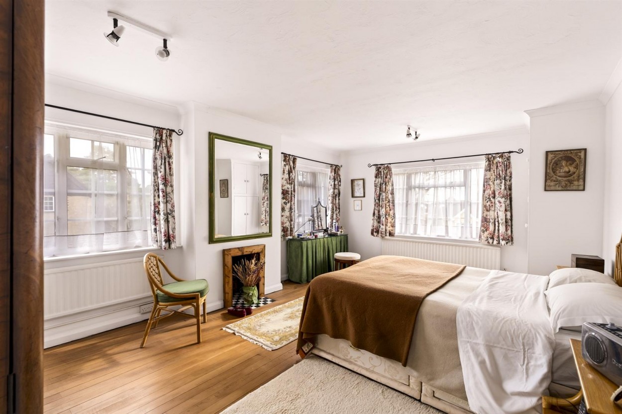 11 Bushby Avenue Final-14.jpg