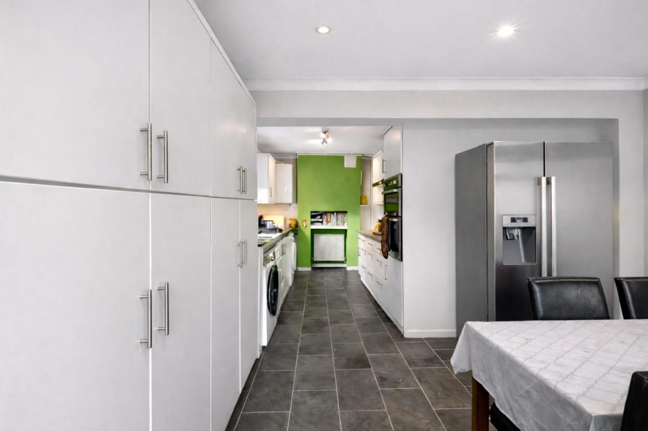 House_kitchen_c.jpeg