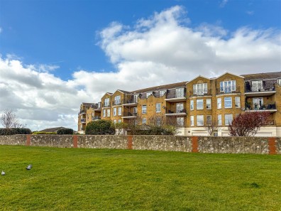 Beach Crescent, Littlehampton