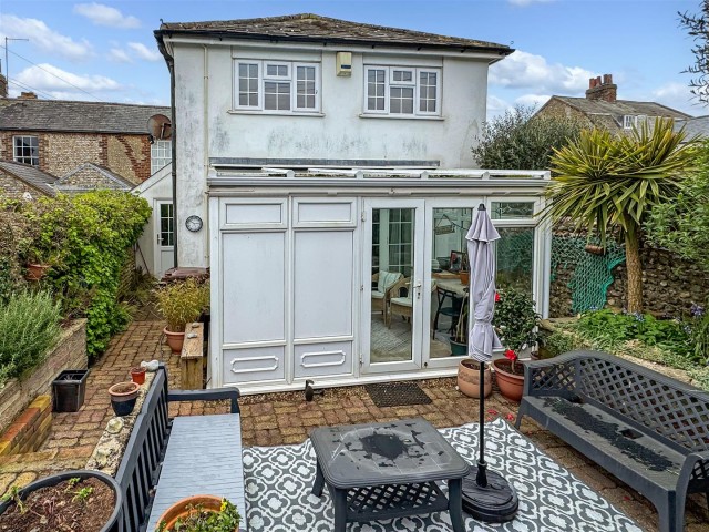 View Western Road, Littlehampton