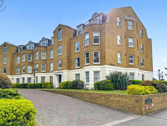 Beach Crescent, Littlehampton