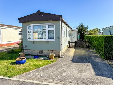 Thornlea Park, Wick, Littlehampton