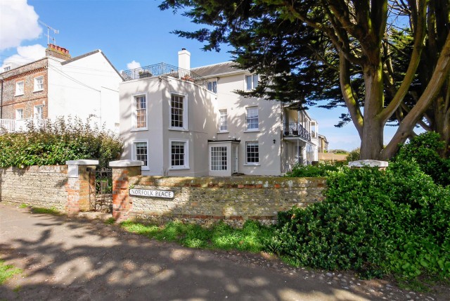 View Norfolk Place, Littlehampton