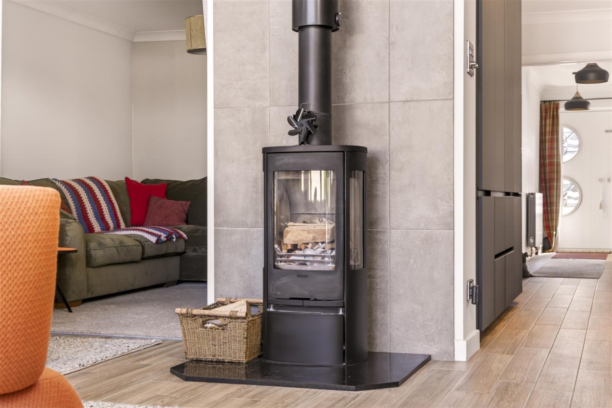 18 Shirley Close Final-54.jpg