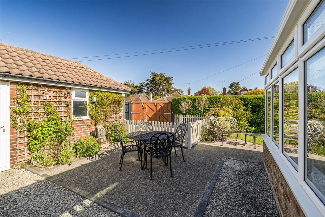 West Facing Rear Garden