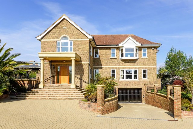 View Sea Avenue, Sea Estate, Rustington