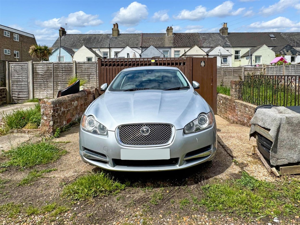 image00012please edit car reg.jpg