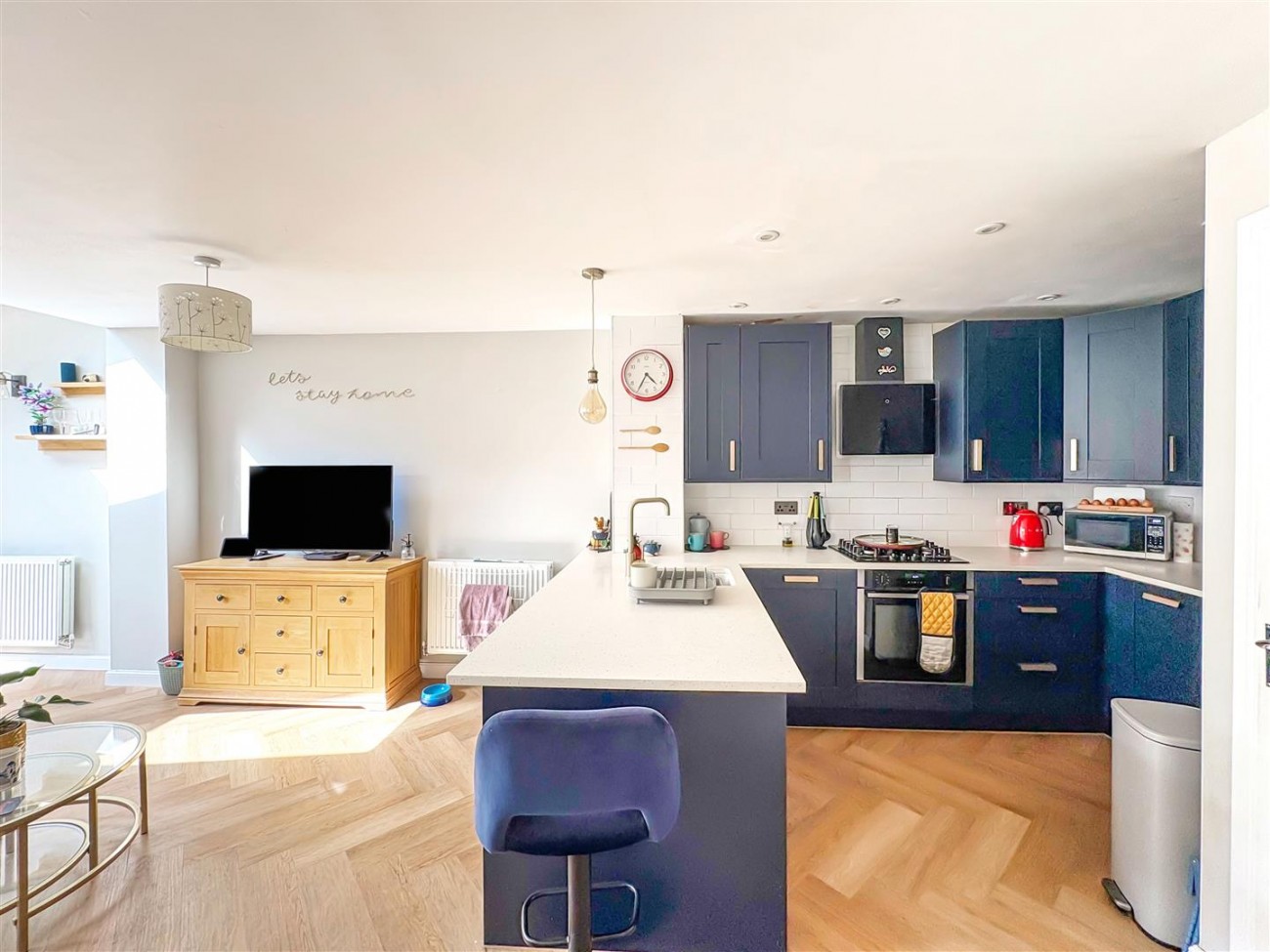 image00029.jpg