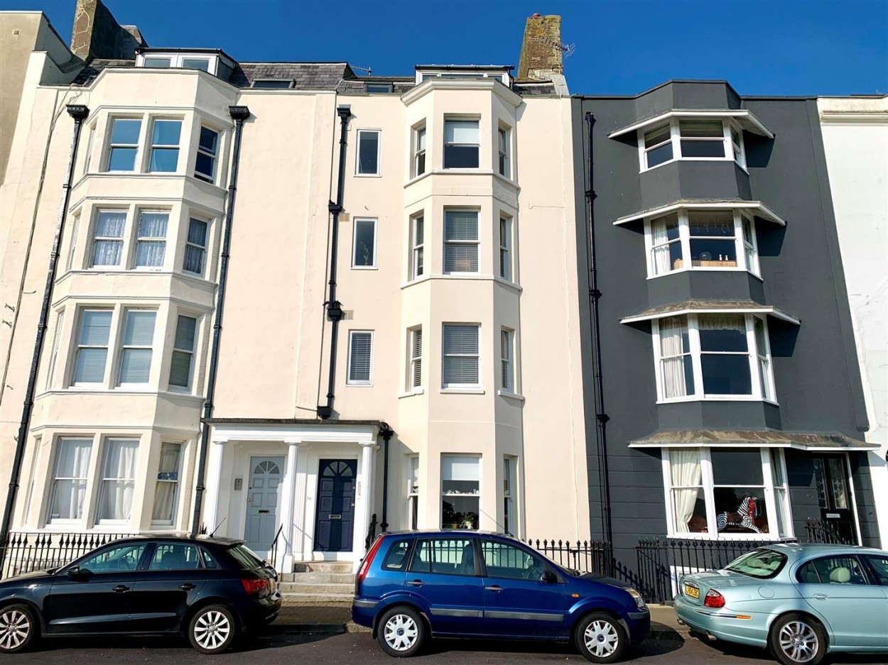 24 South Terrace.jpg
