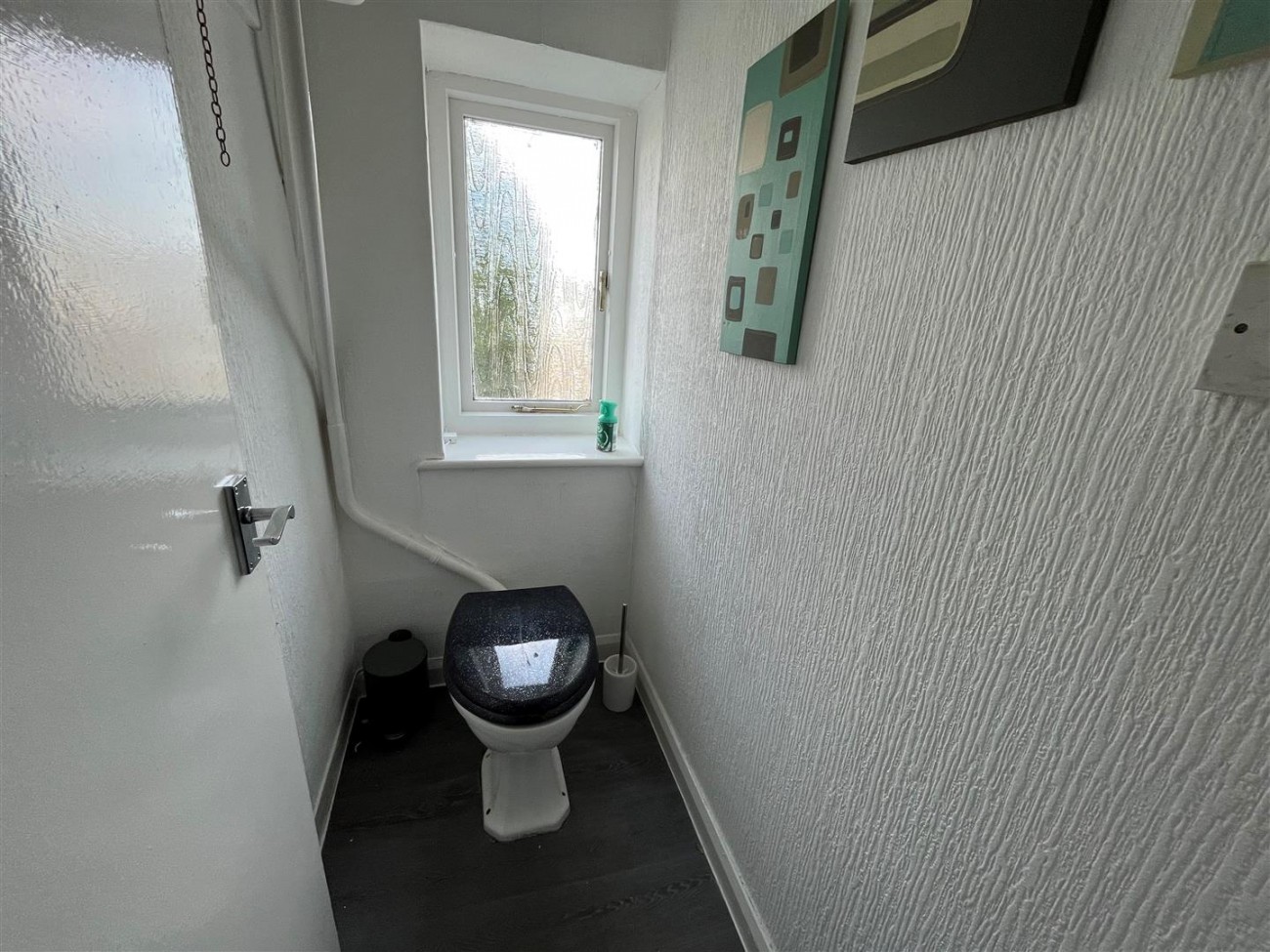 Toilet.jpg