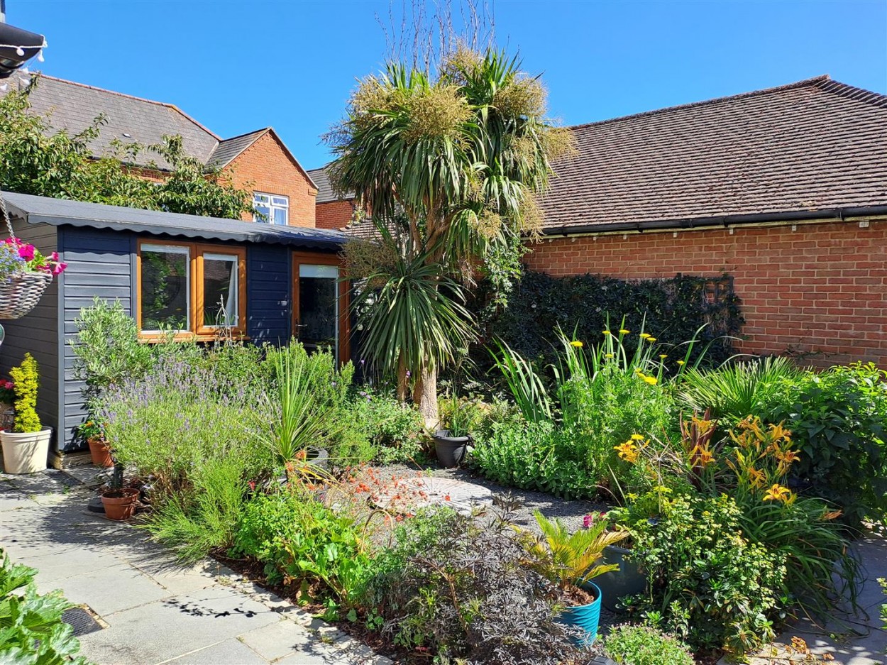 South Facing Rear Garden